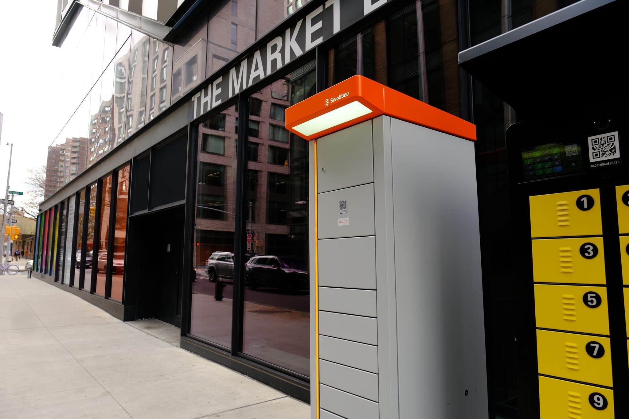 Swobbee battery charging and swapping station